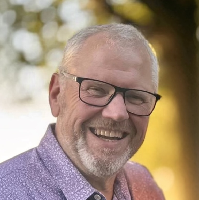 Jens S.